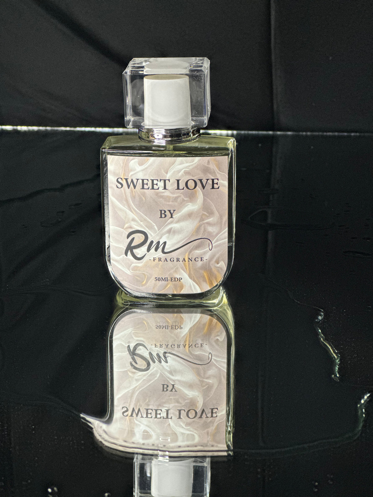 Sweet Love – Unisex Eau de Parfum | RM Fragrance